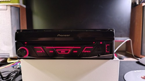 Pioneer avh 3700dvd car stereo - avh,